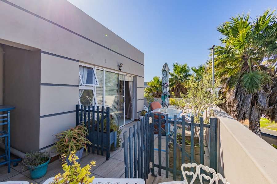 13 Bedroom Property for Sale in Sunset Beach Western Cape